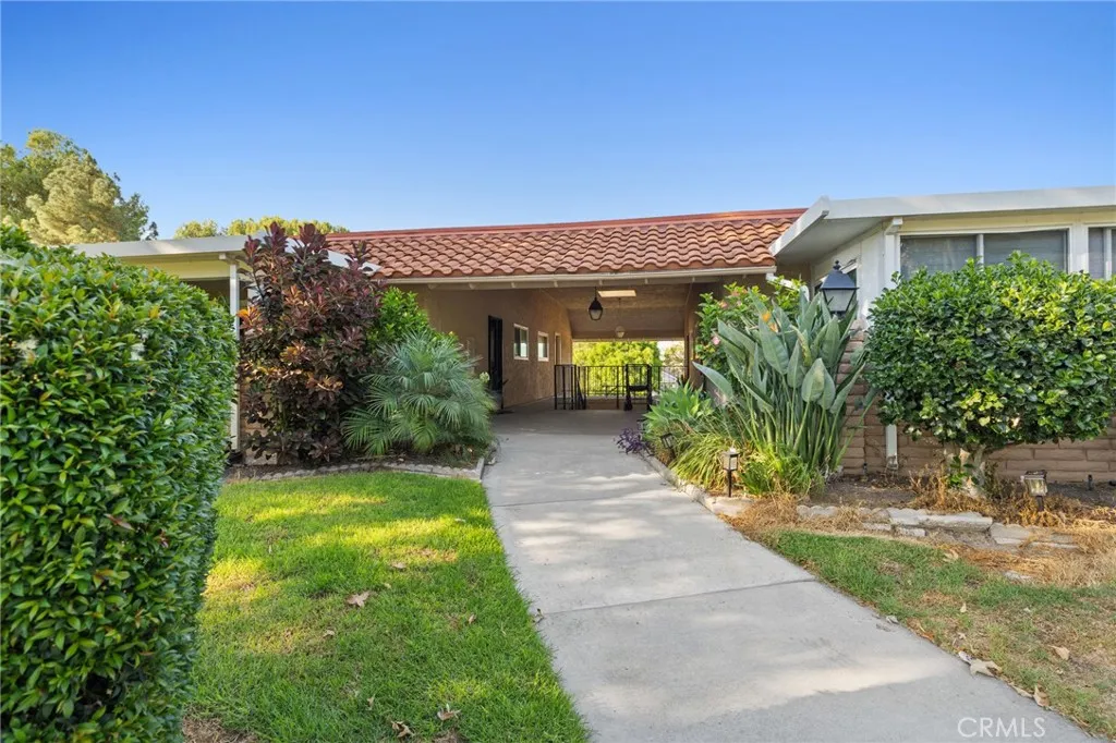 5326 Bahia Blanca W N, Laguna Woods, California 92637 home-pic-1