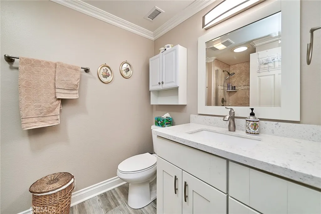 96 Calle Aragon C, Laguna Woods, California 92637 home-pic-19