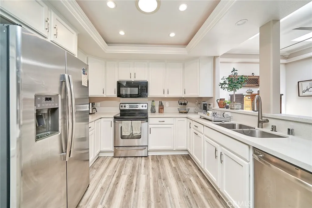 96 Calle Aragon C, Laguna Woods, California 92637 home-pic-9