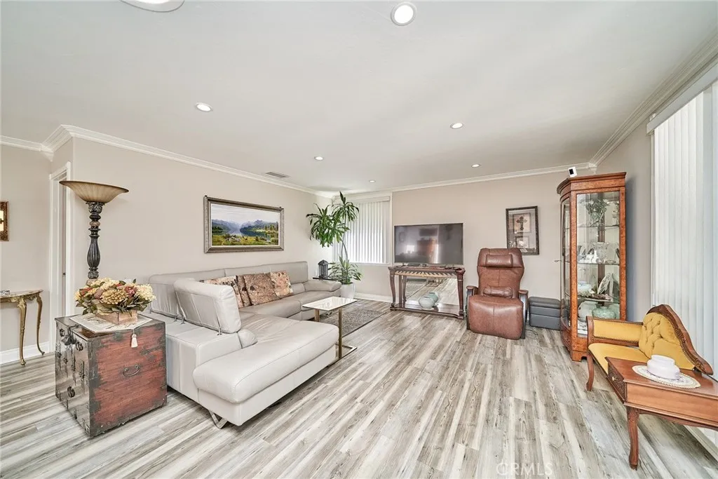 96 Calle Aragon C, Laguna Woods, California 92637 home-pic-3