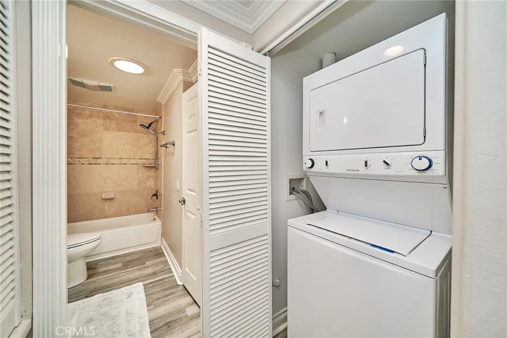 96 Calle Aragon C, Laguna Woods, California 92637 home-pic-13