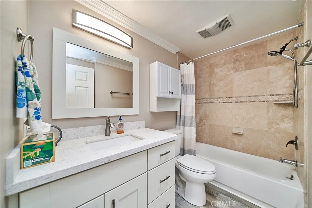 96 Calle Aragon C, Laguna Woods, California 92637 home-pic-14
