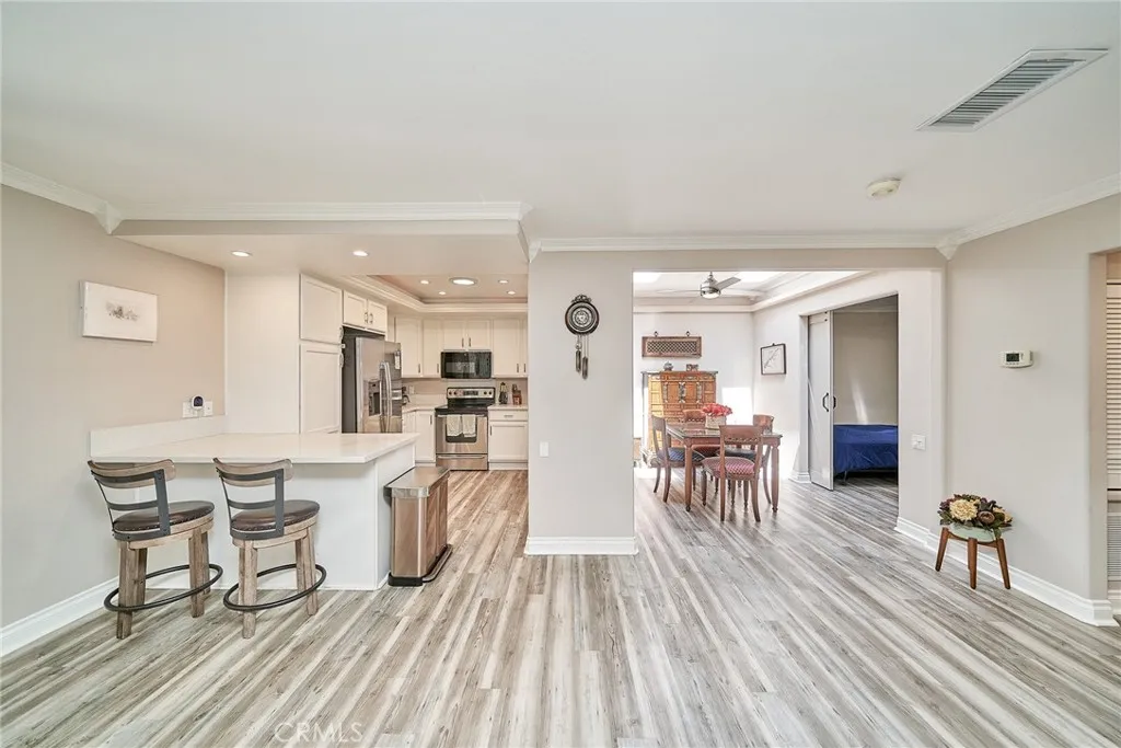 96 Calle Aragon C, Laguna Woods, California 92637 home-pic-6