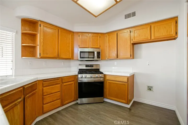 29300 Quiet Harbor Street, Lake Elsinore, California 92530