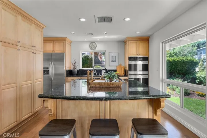 2446 Rue Le Charlene, Rancho Palos Verdes, California 90275