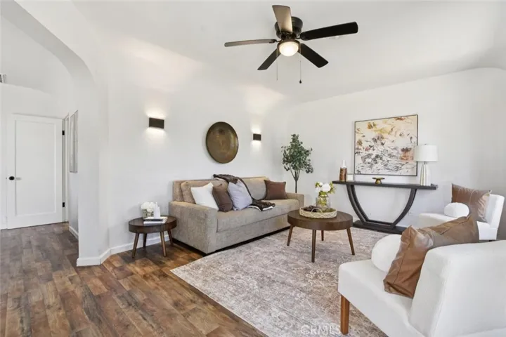 551 Hawthorne Street, Yuba City, California 95991