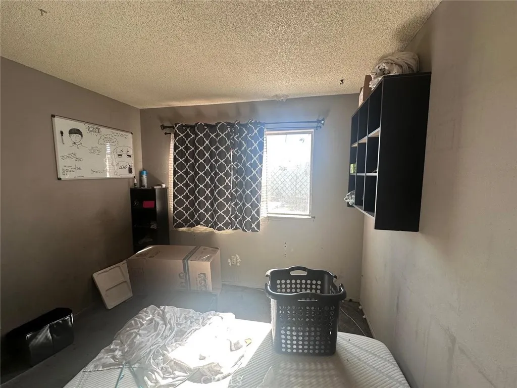 10851 Maple Avenue, Bloomington, California 92316 home-pic-29