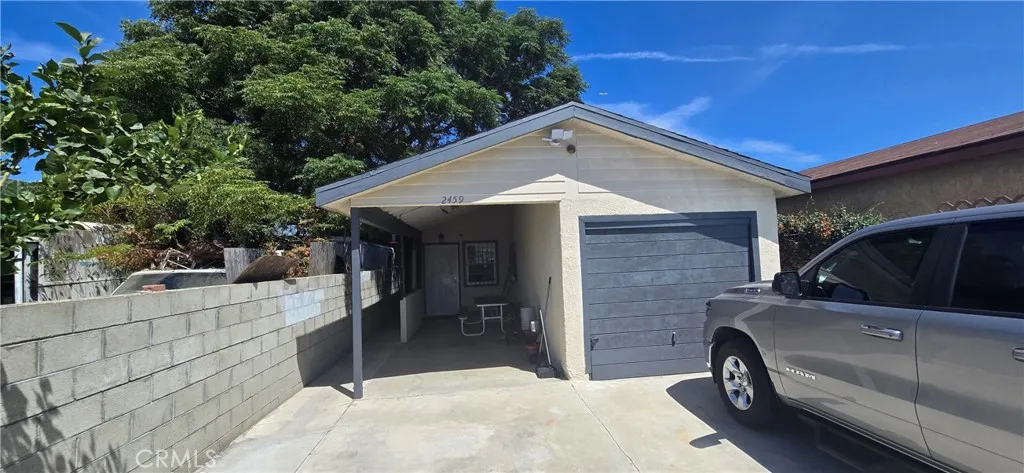 2459 E 111th Street, Los Angeles, California 90059 home-pic-0