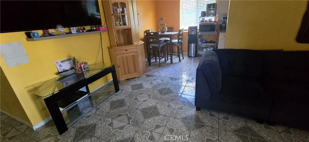 2459 E 111th Street, Los Angeles, California 90059 home-pic-25