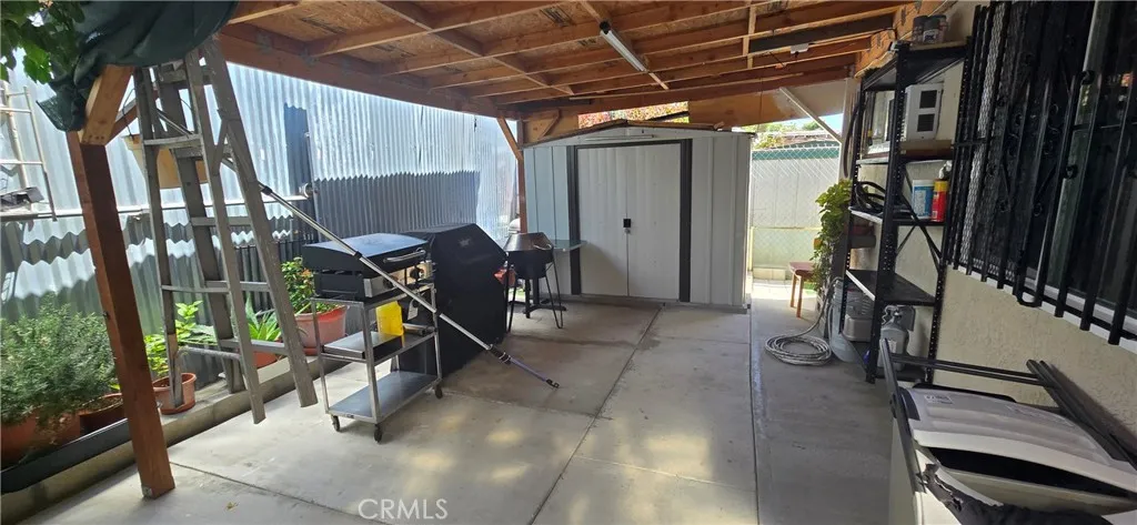2459 E 111th Street, Los Angeles, California 90059 home-pic-7