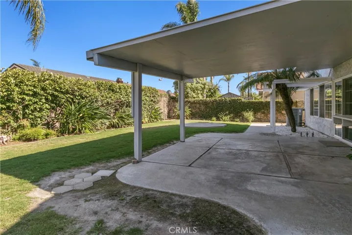 17432 Winemast Street, Fountain Valley, California 92708