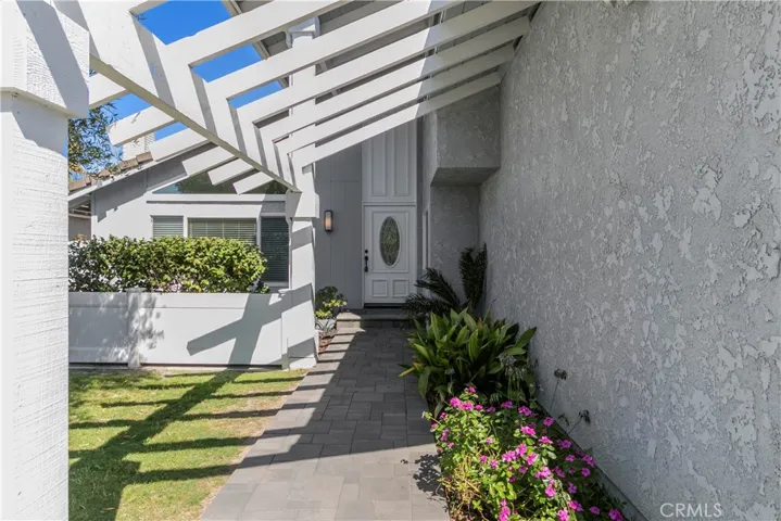 17432 Winemast Street, Fountain Valley, California 92708