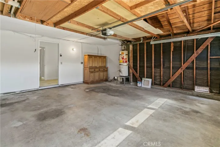17432 Winemast Street, Fountain Valley, California 92708