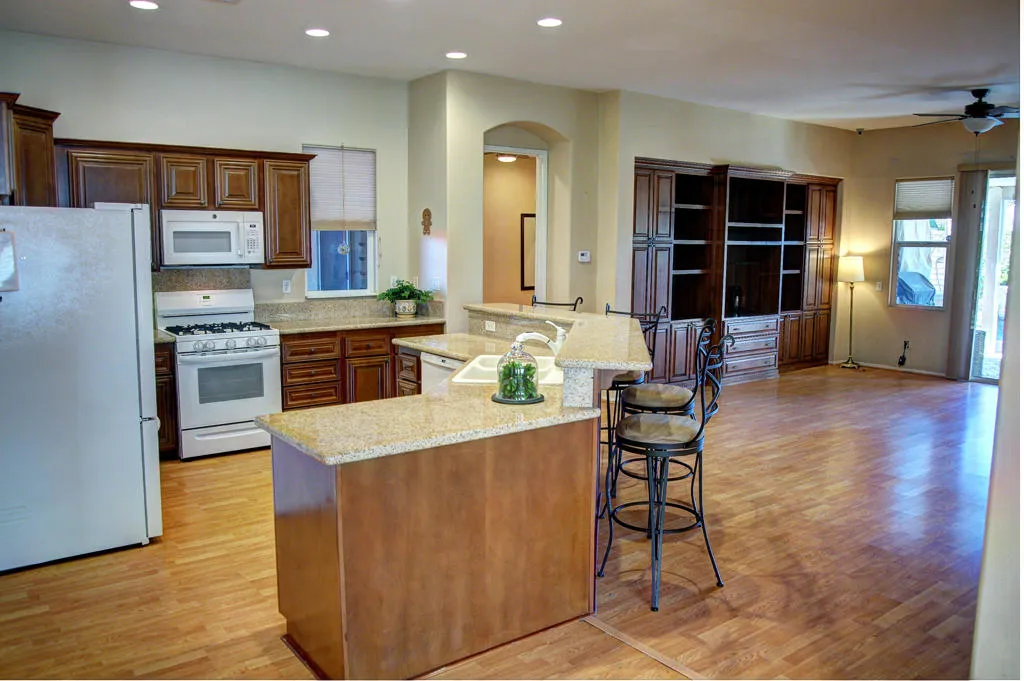 48638 Barrymore Street, Indio, California 92201 home-pic-10