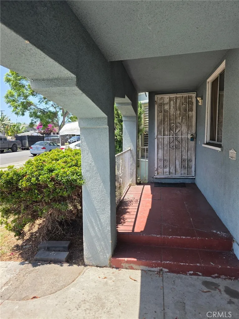 143 W 110th Street, Los Angeles, California 90061 home-pic-11
