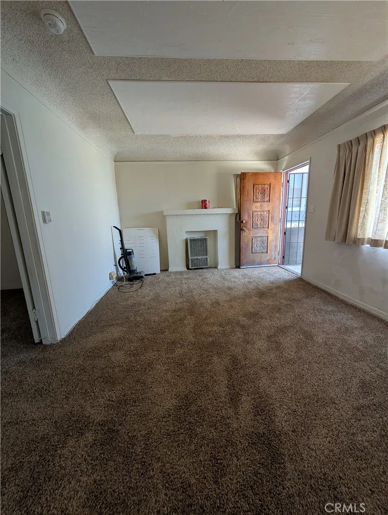 2235 Hauser Boulevard, Los Angeles, California 90016 home-pic-11