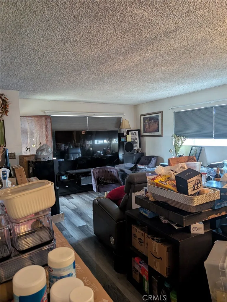 2235 Hauser Boulevard, Los Angeles, California 90016 home-pic-44