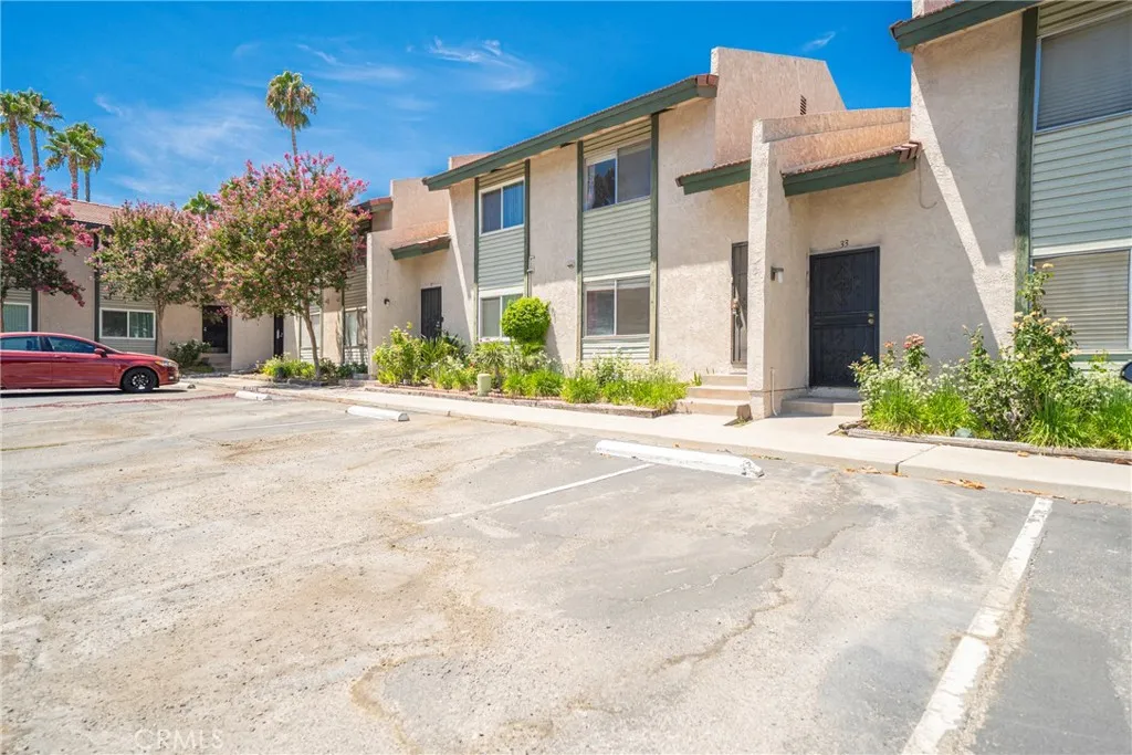 2255 Cahuilla Street 32, Colton, California 92324 home-pic-1
