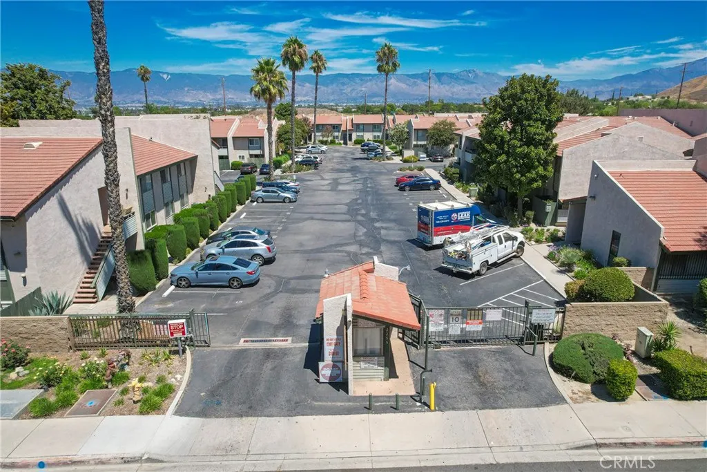2255 Cahuilla Street 32, Colton, California 92324 home-pic-27