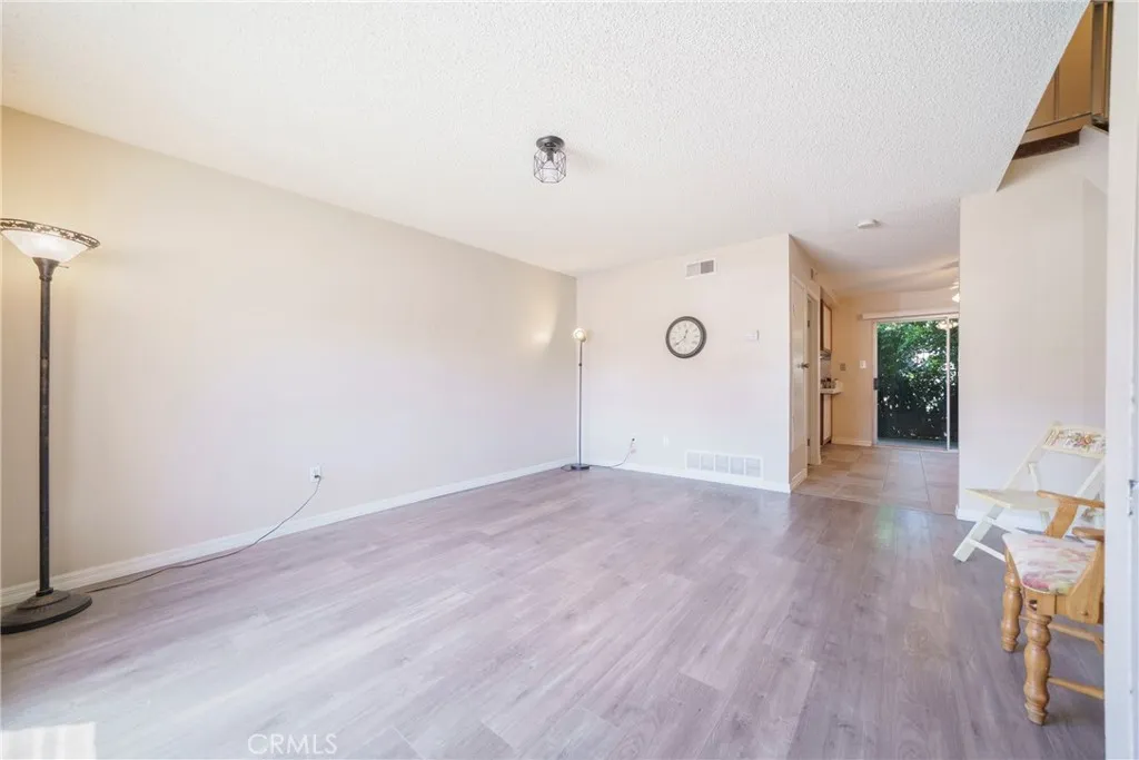 2255 Cahuilla Street 32, Colton, California 92324 home-pic-9