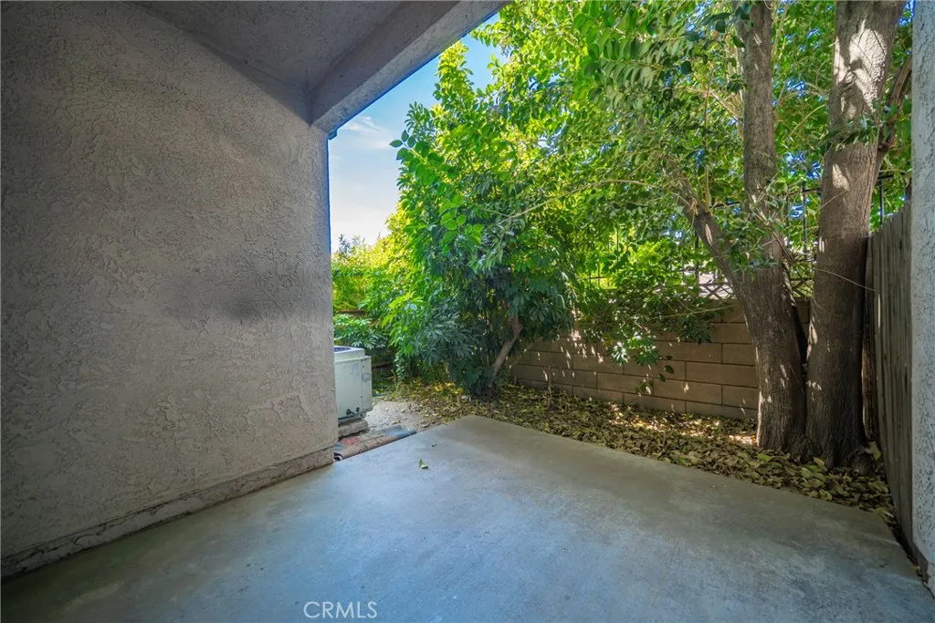 2255 Cahuilla Street 32, Colton, California 92324 home-pic-26