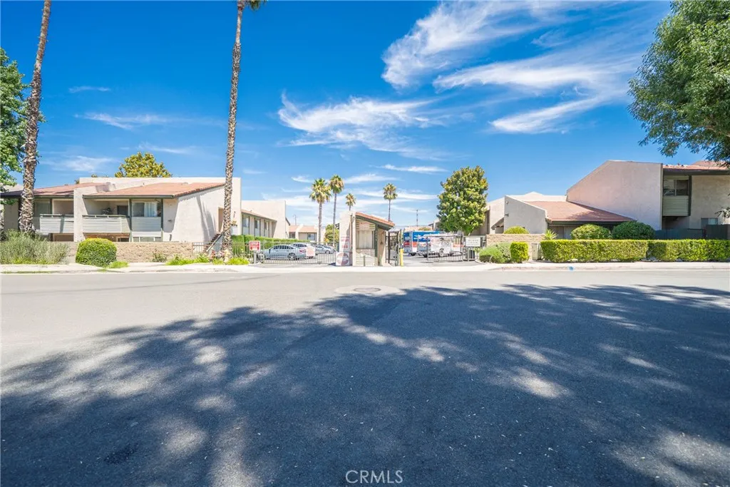 2255 Cahuilla Street 32, Colton, California 92324 home-pic-6