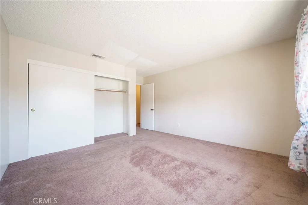 2255 Cahuilla Street 32, Colton, California 92324 home-pic-19