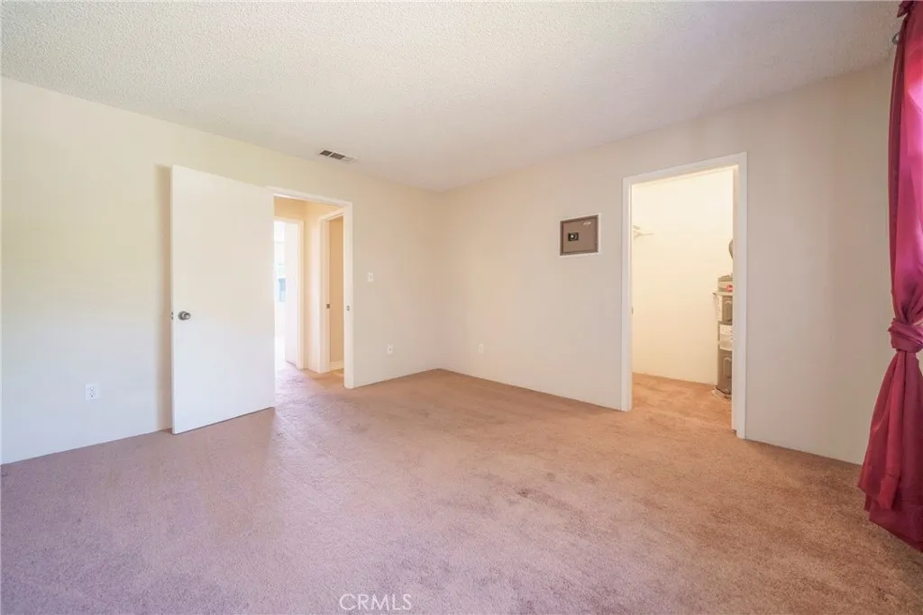 2255 Cahuilla Street 32, Colton, California 92324 home-pic-18