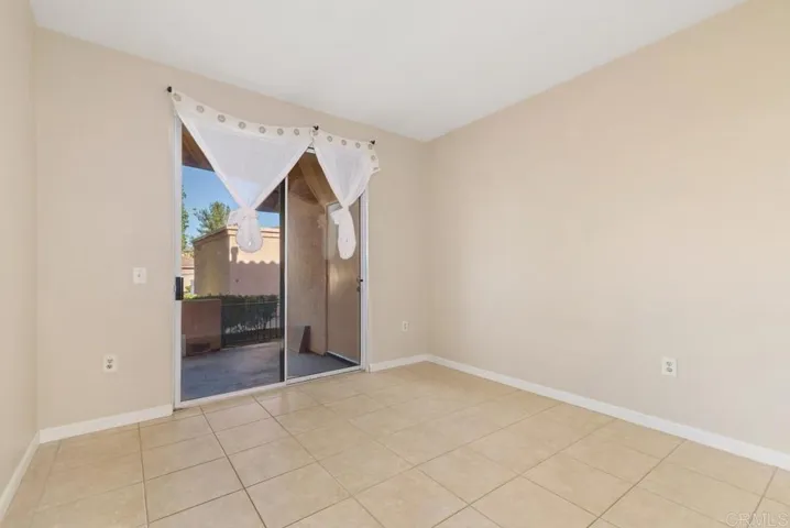 18614 Caminito Cantilena 324, San Diego, California 92128