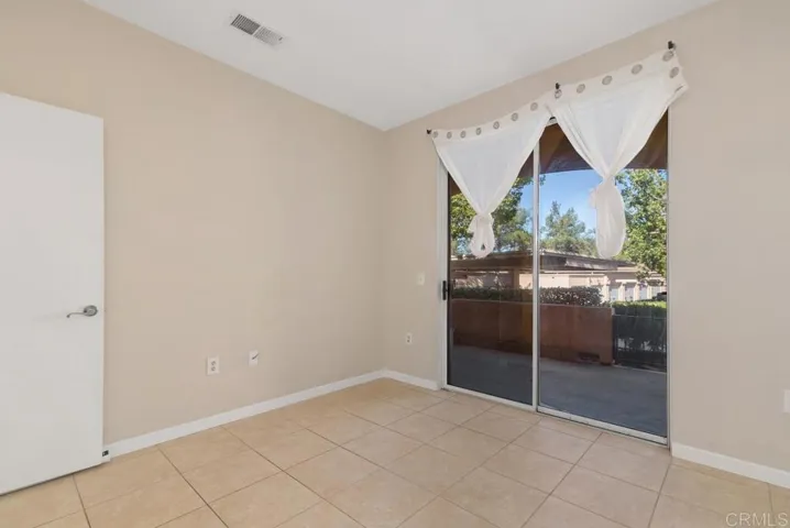 18614 Caminito Cantilena 324, San Diego, California 92128