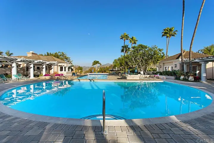 18614 Caminito Cantilena 324, San Diego, California 92128
