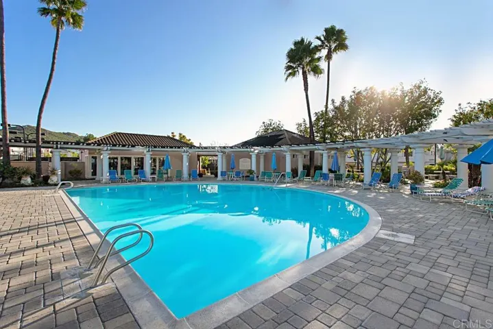 18614 Caminito Cantilena 324, San Diego, California 92128