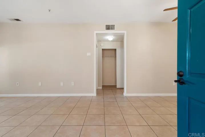 18614 Caminito Cantilena 324, San Diego, California 92128