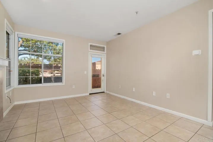 18614 Caminito Cantilena 324, San Diego, California 92128