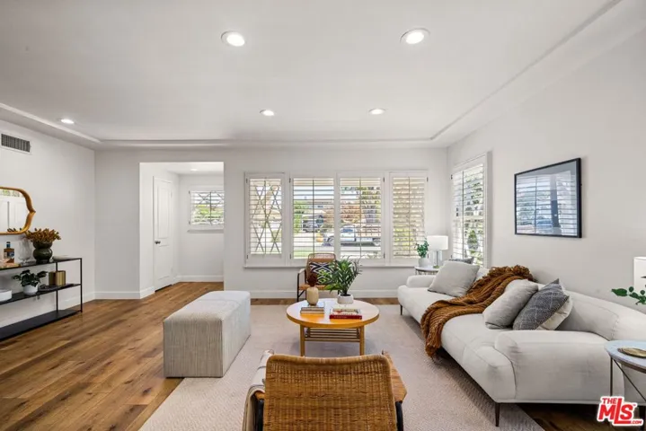 3433 Wade Street, Los Angeles, California 90066