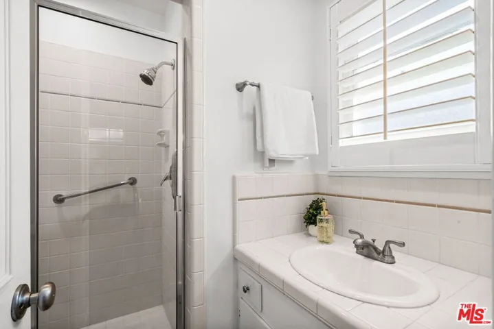 3433 Wade Street, Los Angeles, California 90066