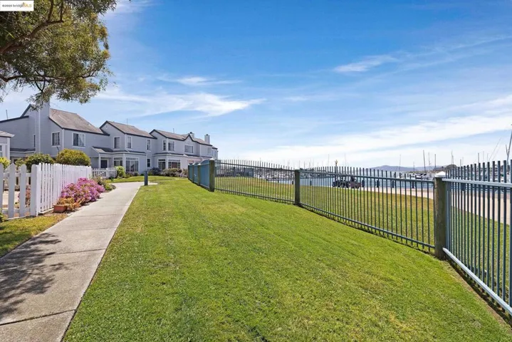 408 Commodore Dr, Richmond, California 94804