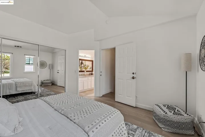 408 Commodore Dr, Richmond, California 94804