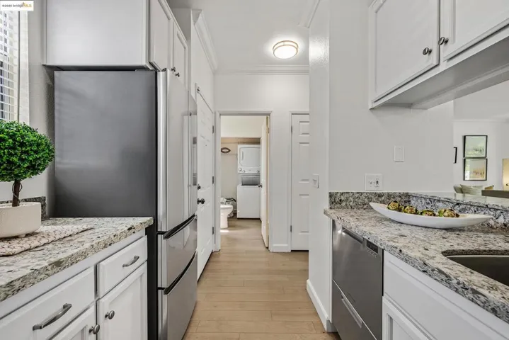 408 Commodore Dr, Richmond, California 94804