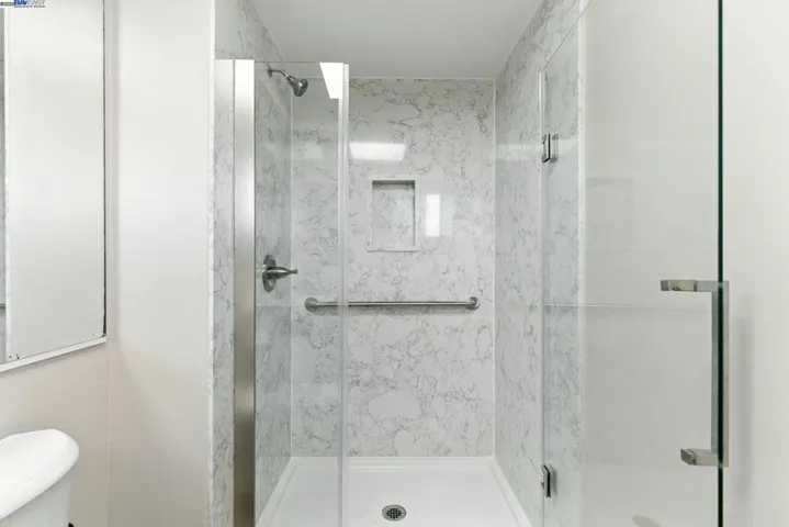 81 Mountain Valley St, Oakland, California 94605