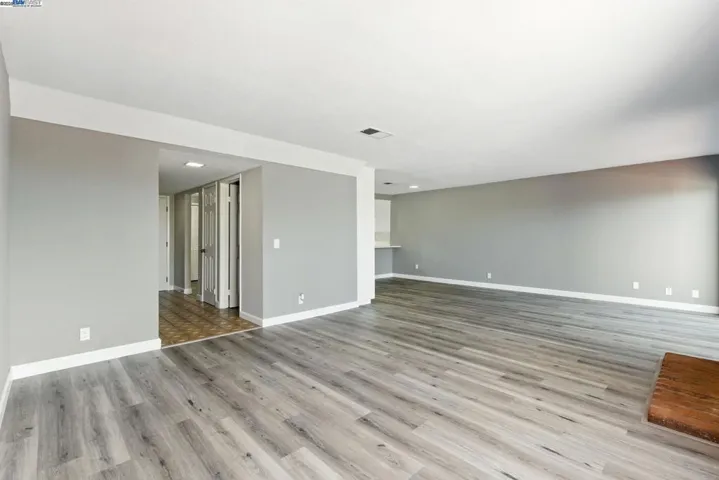 81 Mountain Valley St, Oakland, California 94605