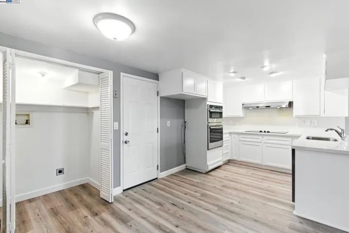 81 Mountain Valley St, Oakland, California 94605
