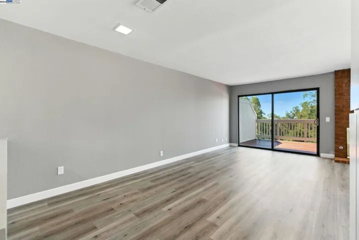 81 Mountain Valley St, Oakland, California 94605
