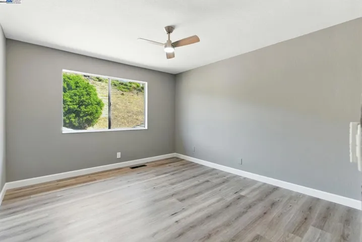 81 Mountain Valley St, Oakland, California 94605