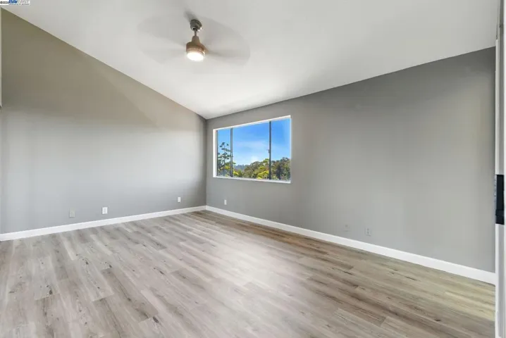 81 Mountain Valley St, Oakland, California 94605