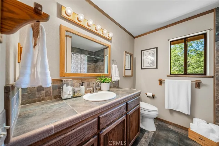 10512 Rosa Trail, Kelseyville, California 95451