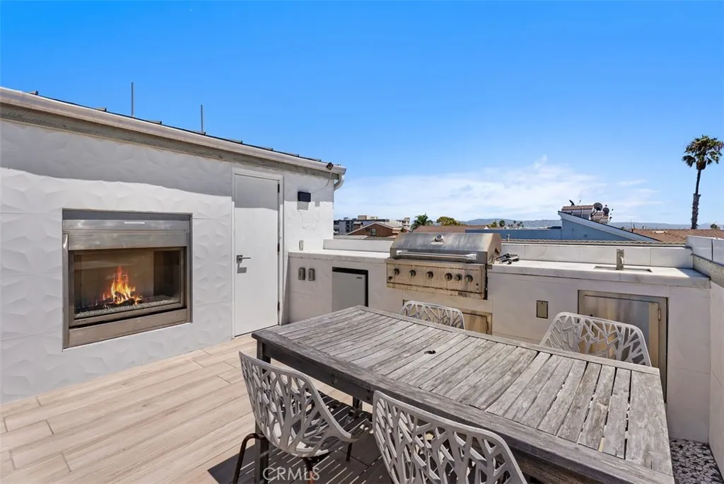 200 E Balboa Boulevard, Newport Beach, California 92661 home-pic-32