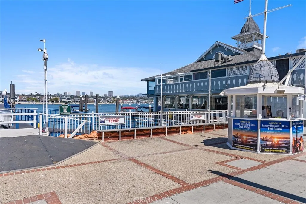200 E Balboa Boulevard, Newport Beach, California 92661 home-pic-38