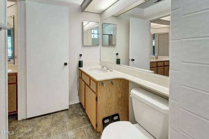 27-1718 Cherry Hill Road-24