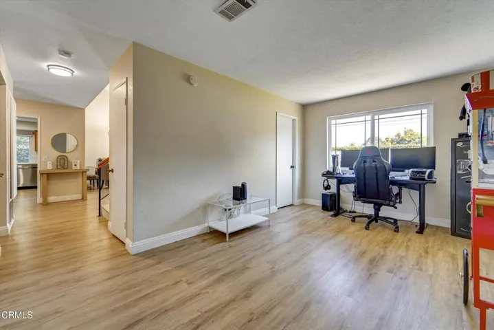 18-1718 Cherry Hill Road-15